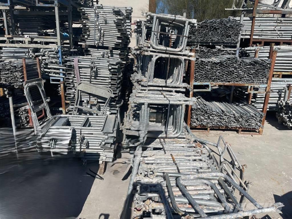 EUROPEO MODULAR H-75 Pastolių įrengimai
