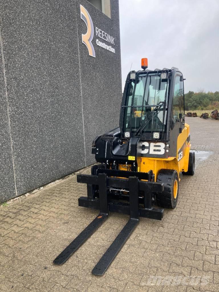 JCB TLT 35D 4x4 Teleskopiniai krautuvai