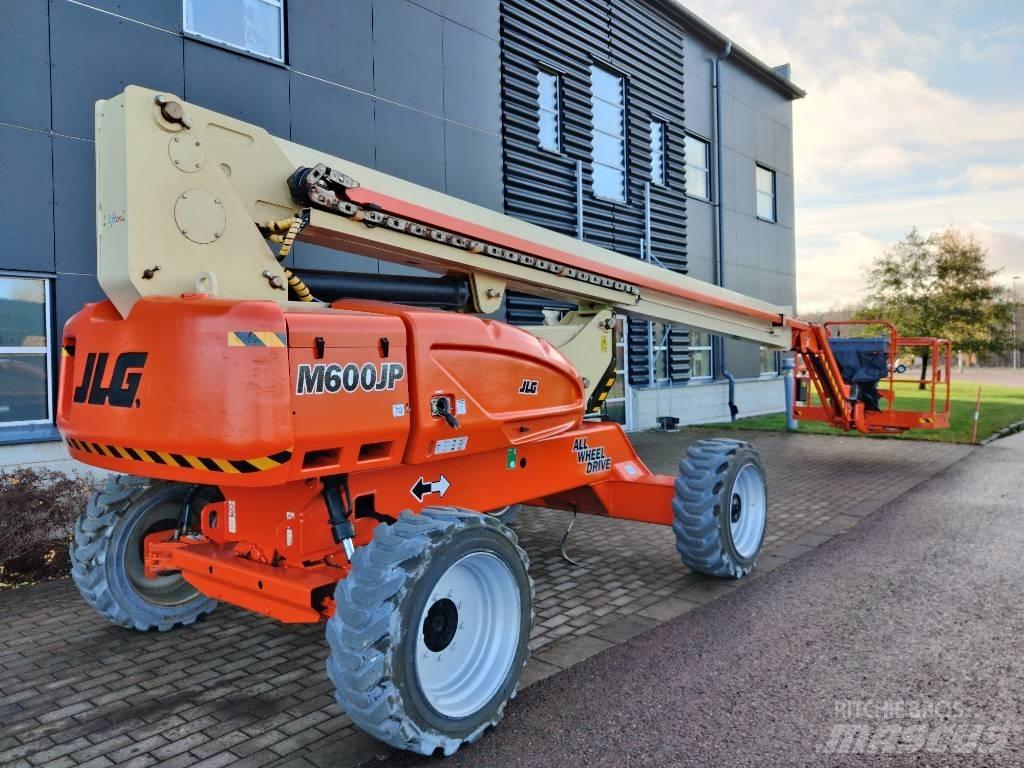JLG M600JP Bomlift Alkūniniai keltuvai