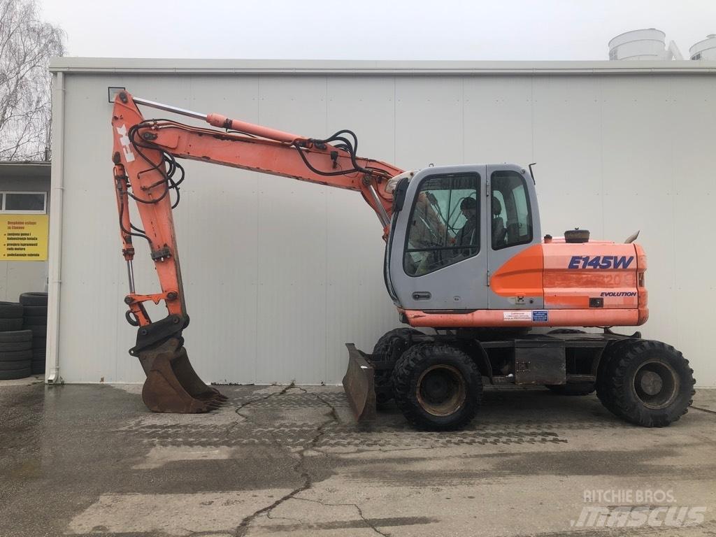 Fiat-Kobelco E 145 W Ratiniai ekskavatoriai