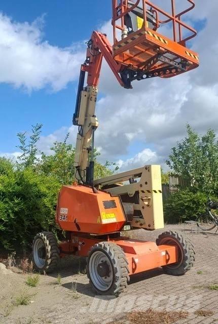 JLG 340 AJ Alkūniniai keltuvai