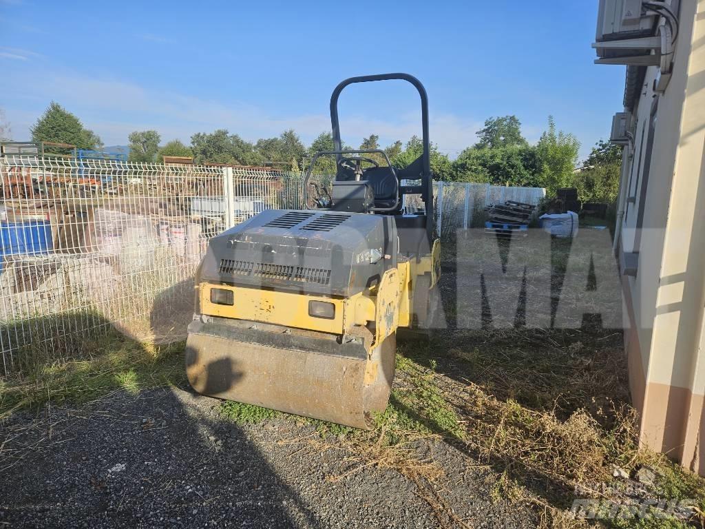 Bomag BW 120 Porinių būgnų volai