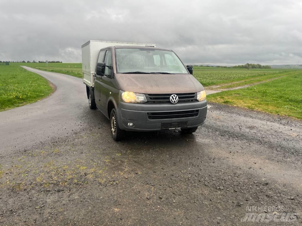 Volkswagen T5 Sunkvežimiai su dengtu kėbulu