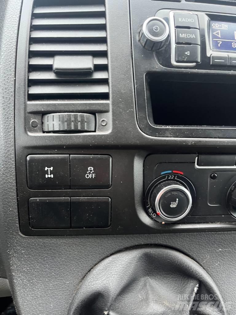 Volkswagen T5 Sunkvežimiai su dengtu kėbulu