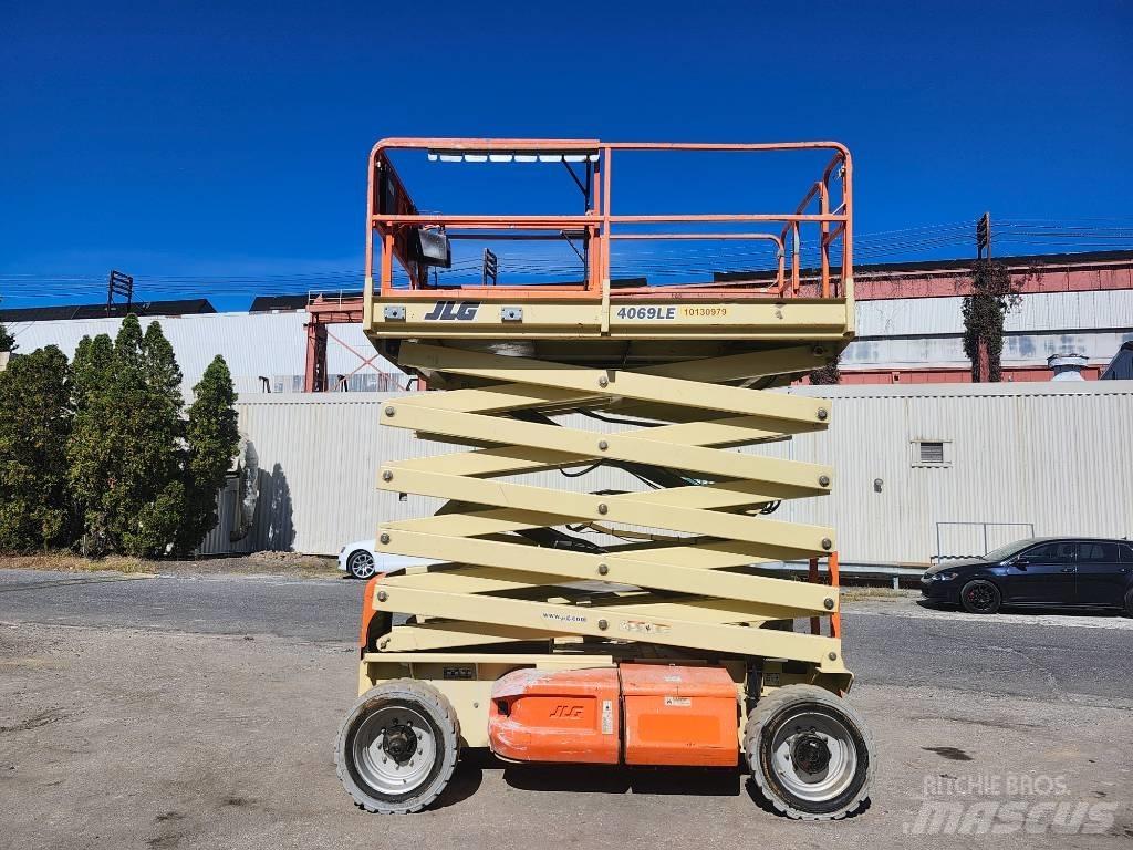 JLG 4069 LE Žirkliniai keltuvai