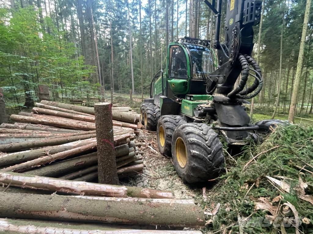 John Deere 1270 G Miško technika (Harvesteriai)