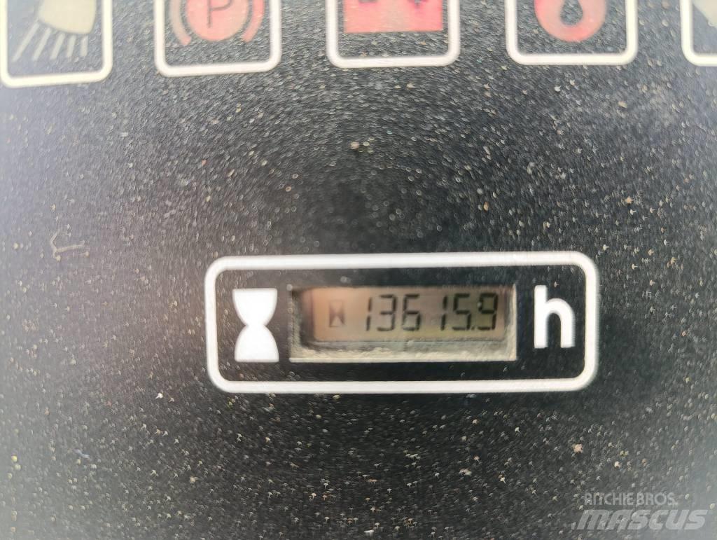 Hanomag 15 F Naudoti ratiniai krautuvai