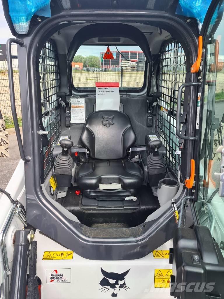 Bobcat S 450 Krautuvai su šoniniu pasukimu