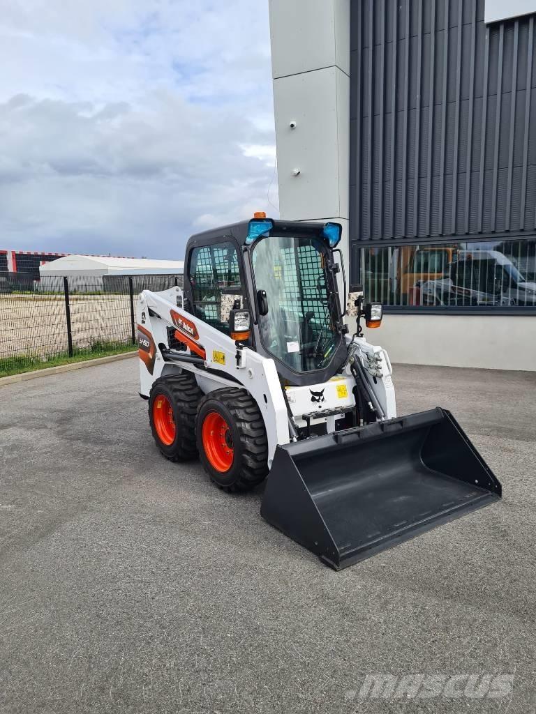 Bobcat S 450 Krautuvai su šoniniu pasukimu