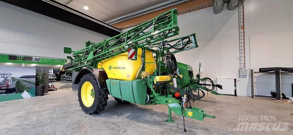 John Deere M 740 i Prikabinami purkštuvai