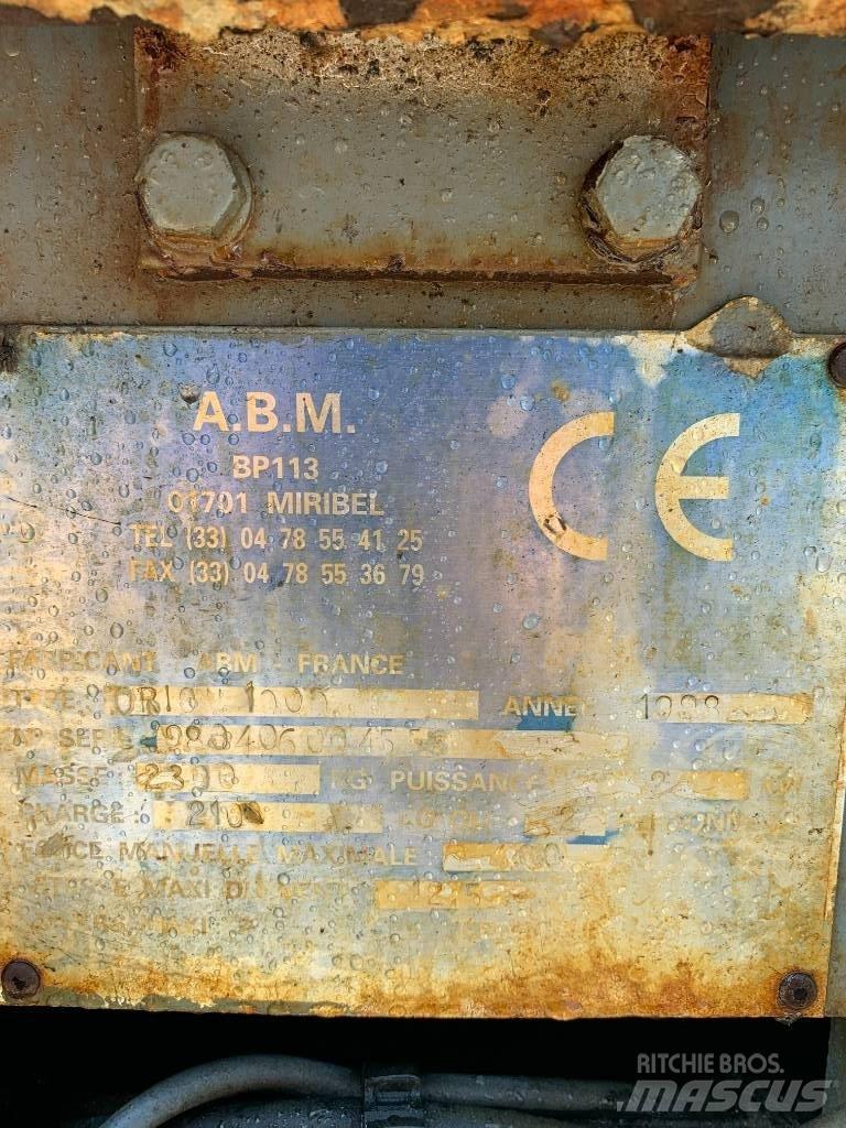 A.B.M. ORION 1000 Vertikalūs stiebiniai keltuvai