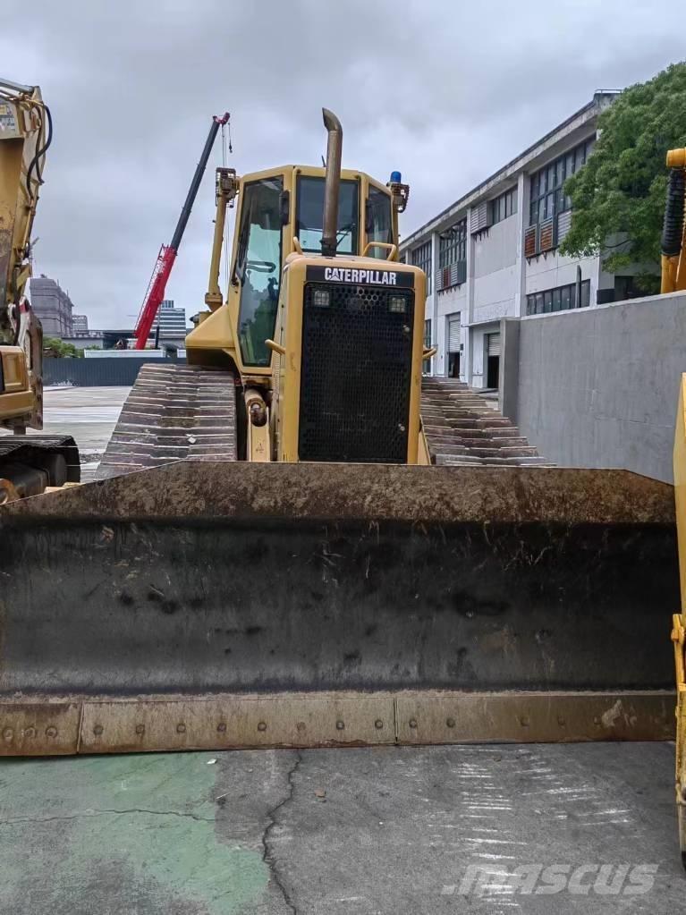 CAT D5N Vikšriniai buldozeriai