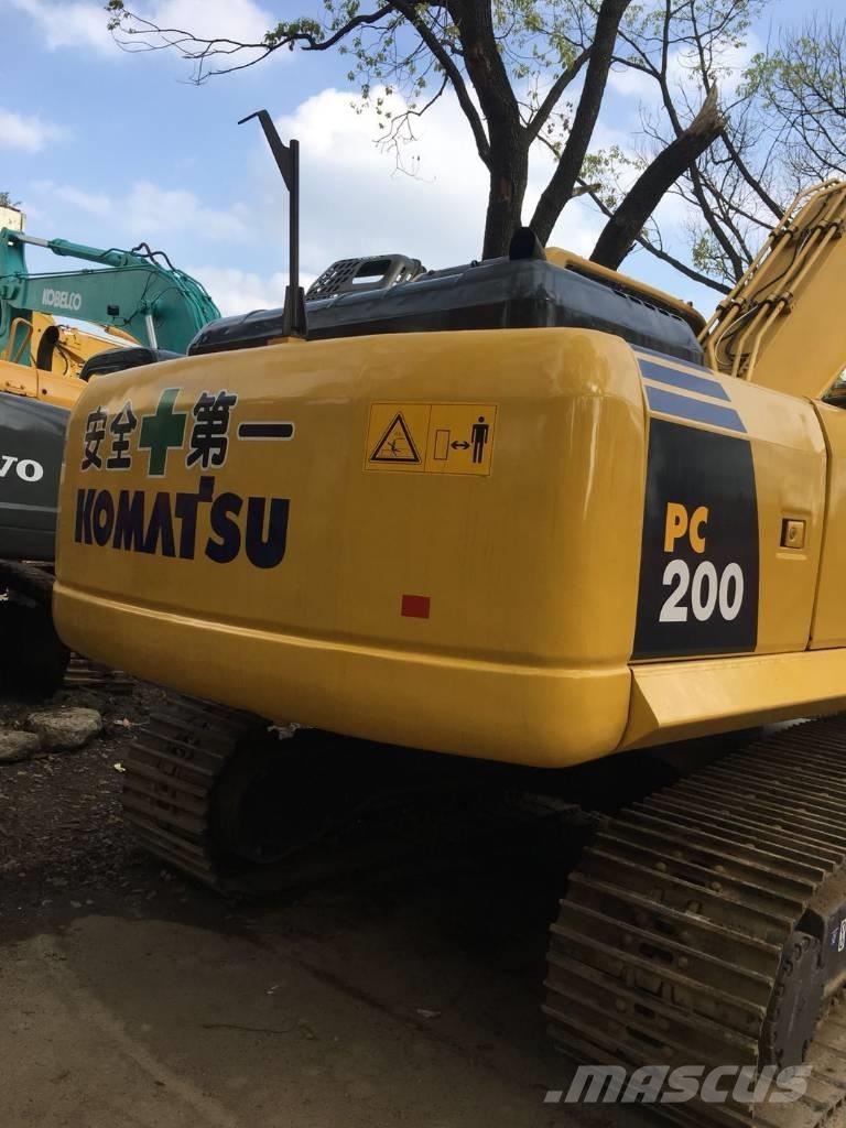 Komatsu pc200-8 Vikšriniai ekskavatoriai