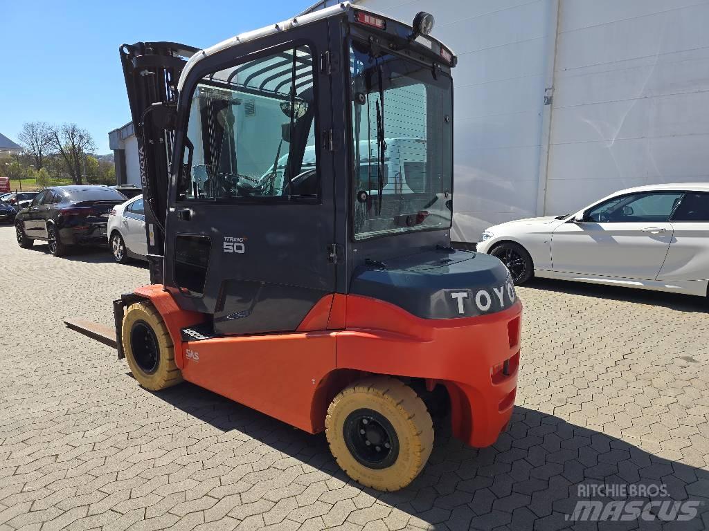 Toyota Traigo 80 Elektriniai šakiniai krautuvai