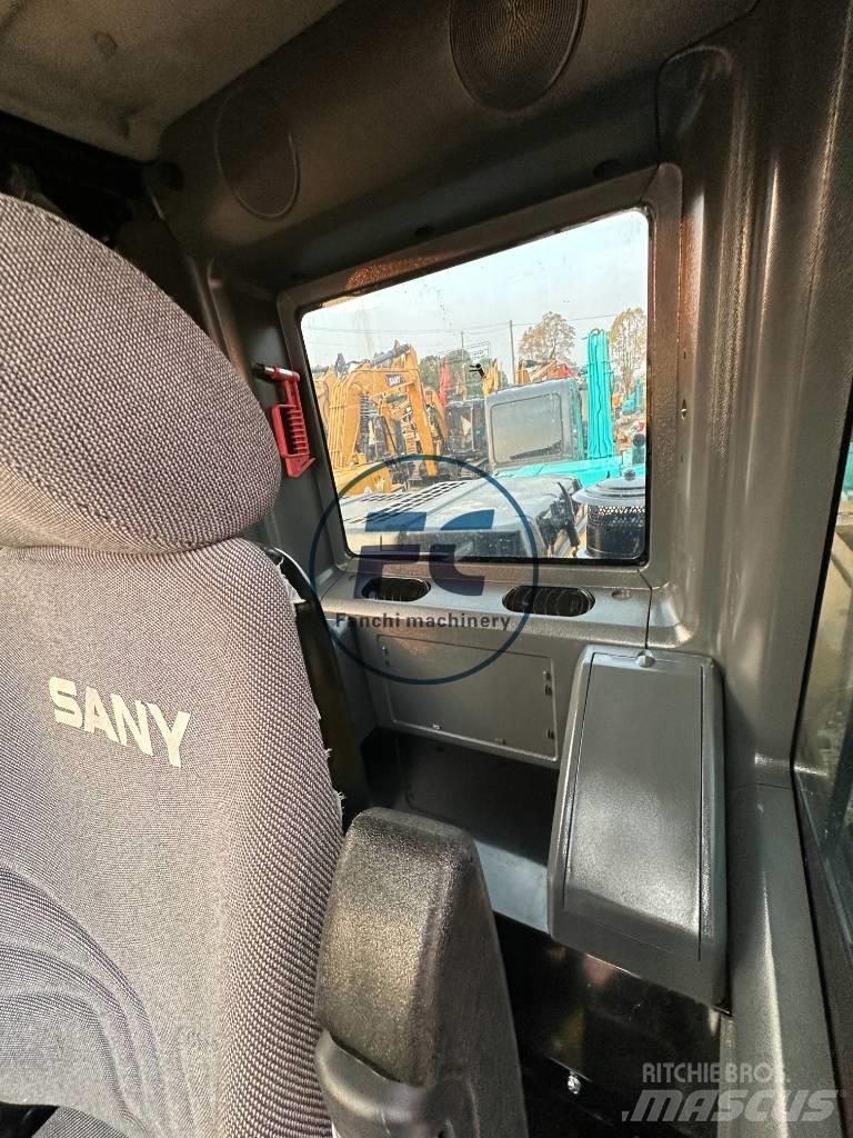 Sany SY 135 Vikšriniai ekskavatoriai
