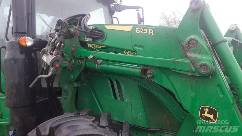 John Deere 6110 R Traktoriai