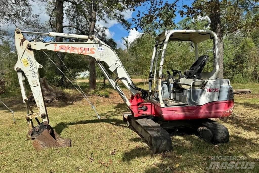 TAKEUCHI TB235 Vikšriniai ekskavatoriai
