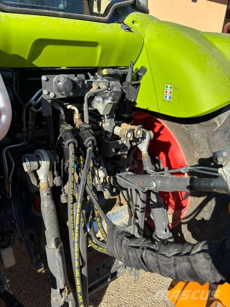 CLAAS Arion 450 Traktoriai