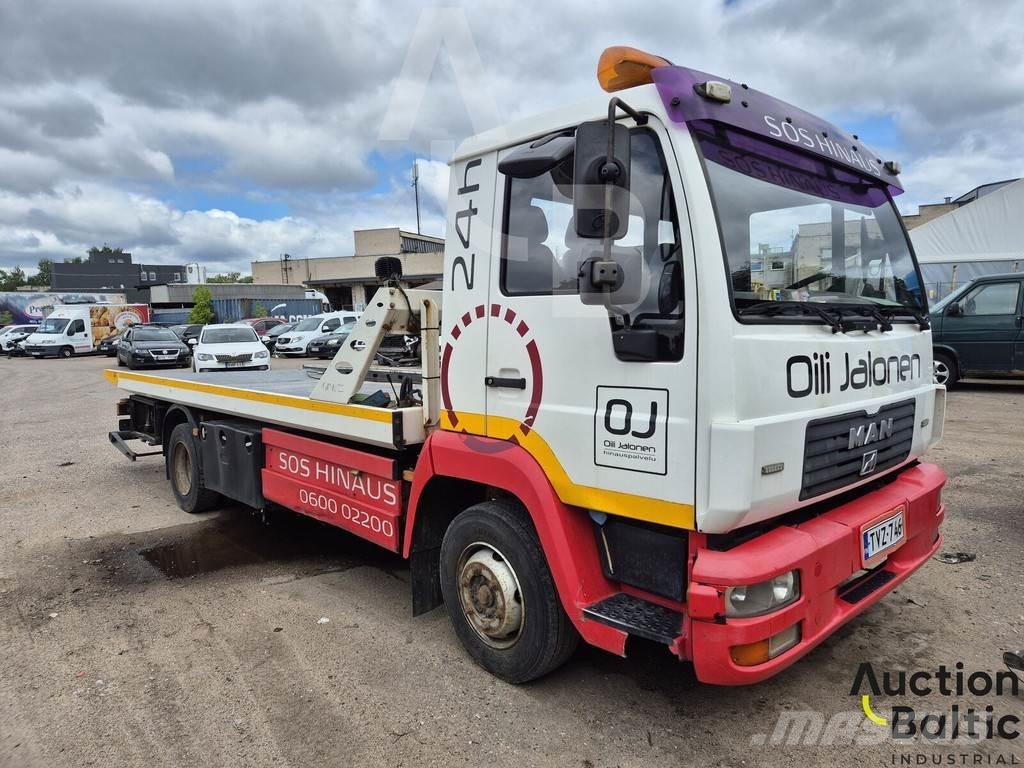 MAN 8.174 LLC Pagalbos kelyje automobiliai