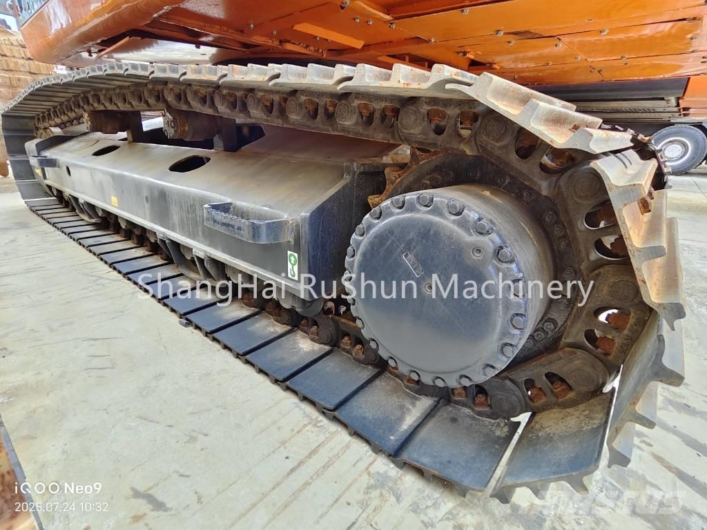 Doosan 225-7 Vikšriniai ekskavatoriai