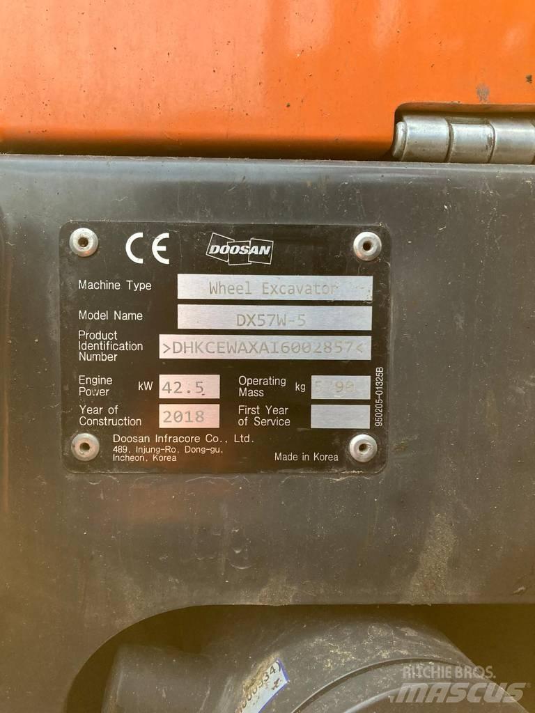 Doosan DX 57 W-5 Ratiniai ekskavatoriai
