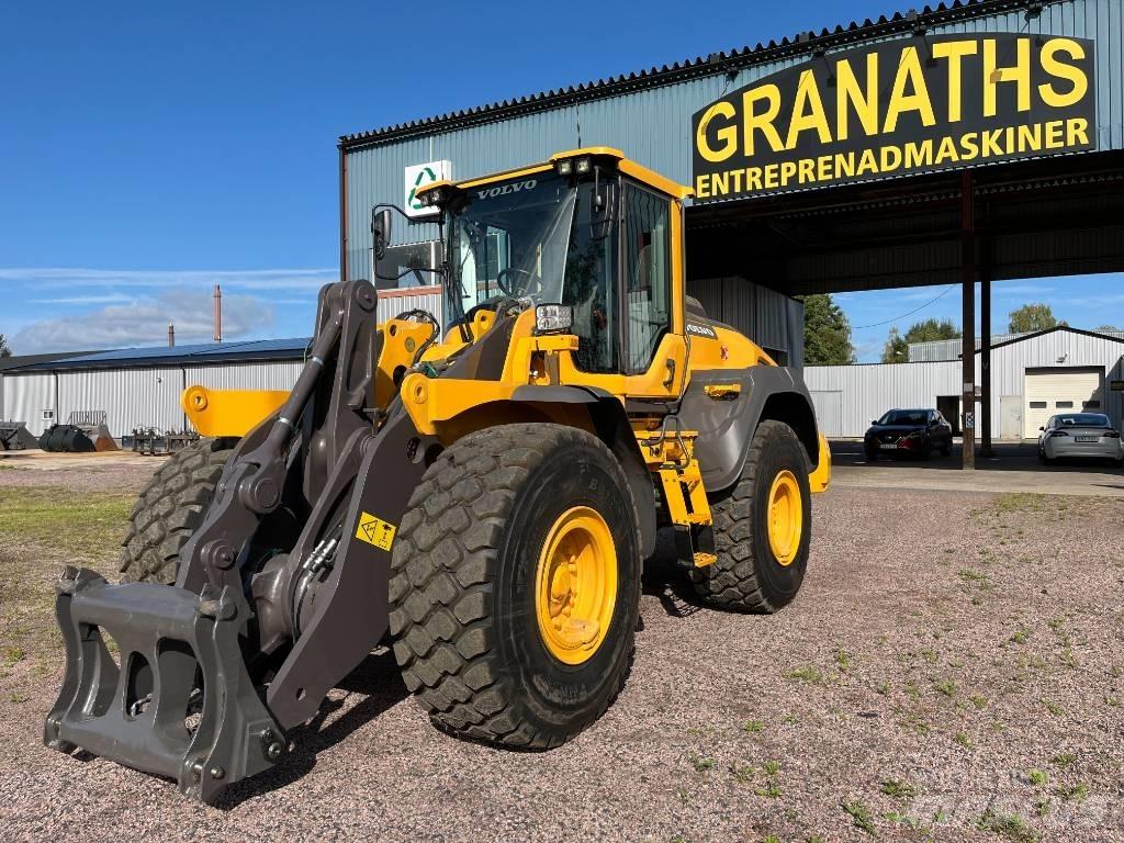 Volvo L 120 H / L120H Naudoti ratiniai krautuvai
