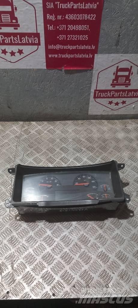 Volvo FH 12    21542184 Kabinos ir salonai