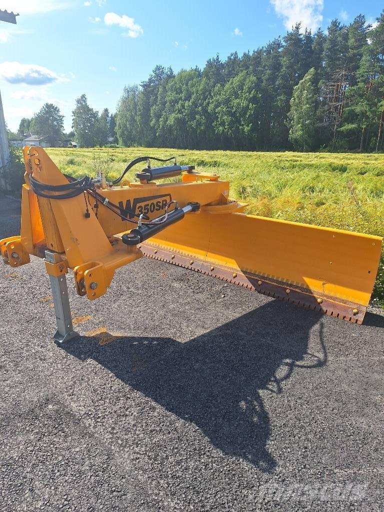 VM W 350 SR Kelių valytuvai