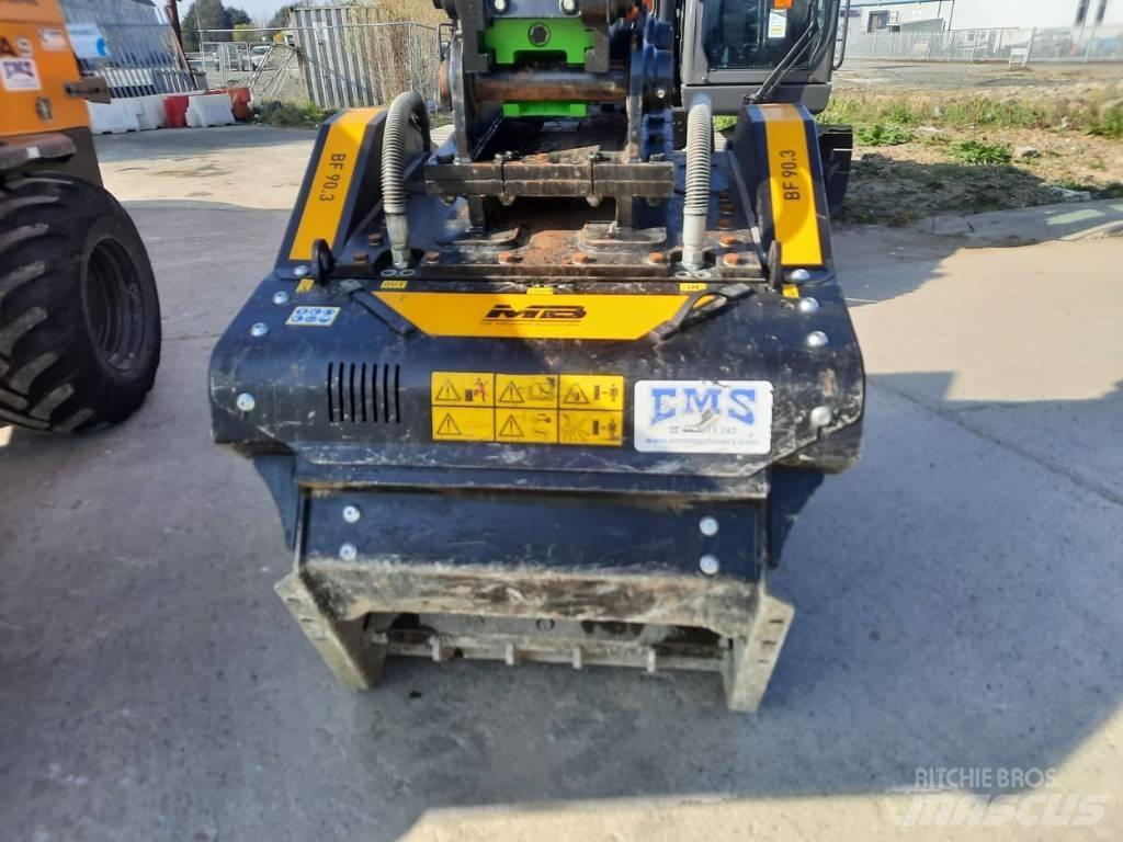 MB Crusher BF 90.3 Smulkinimo kaušai