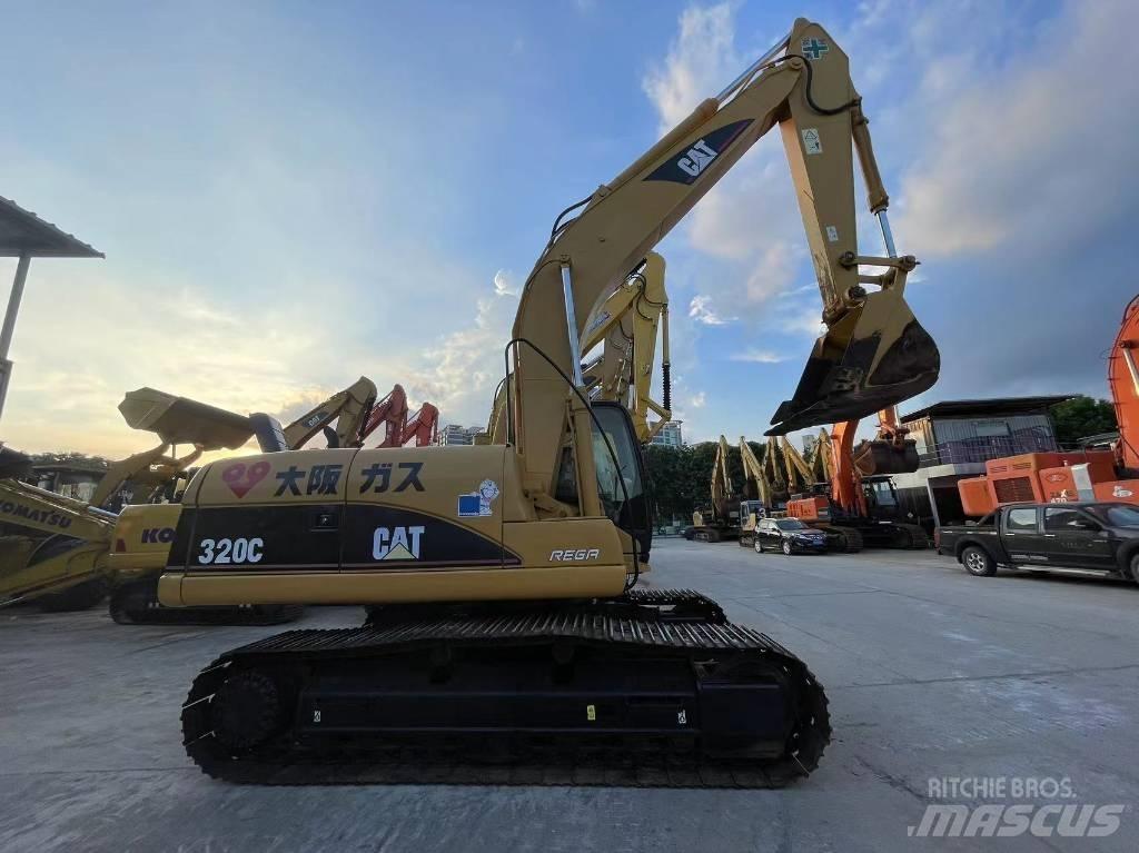 CAT 320C Vidutinės galios ekskavatoriai 7-12 t