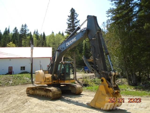 John Deere 225 DLC Vikšriniai ekskavatoriai