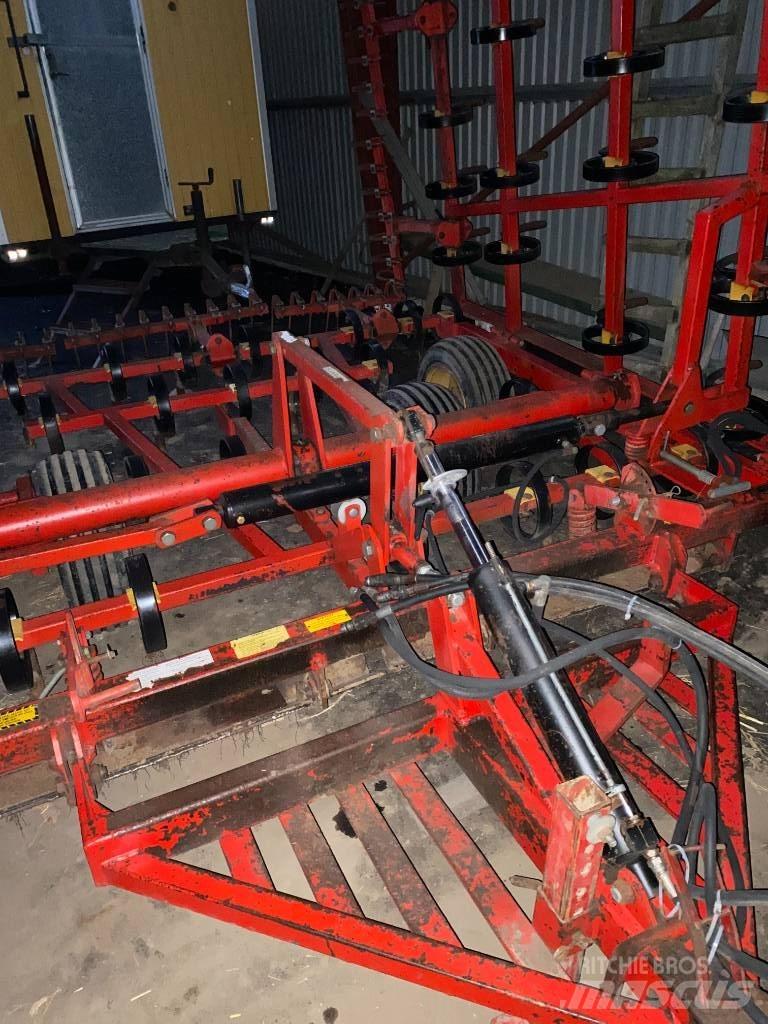 Väderstad NZ 740 Varomosios akėčios ir žemės frezos