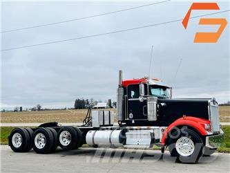 Kenworth W 900 Naudoti vilkikai