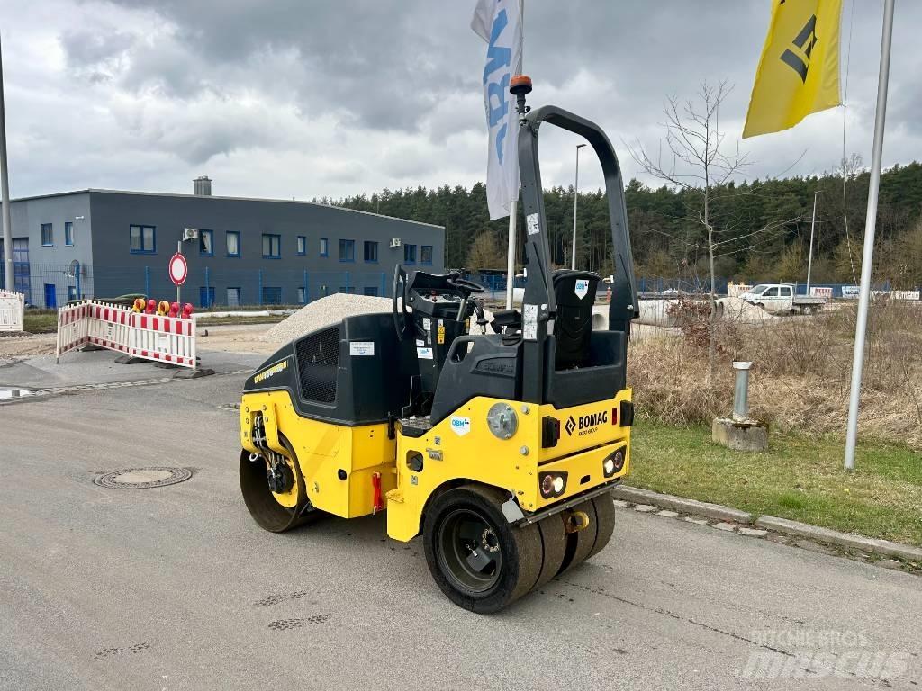 Bomag BW 100 AC-5 Porinių būgnų volai