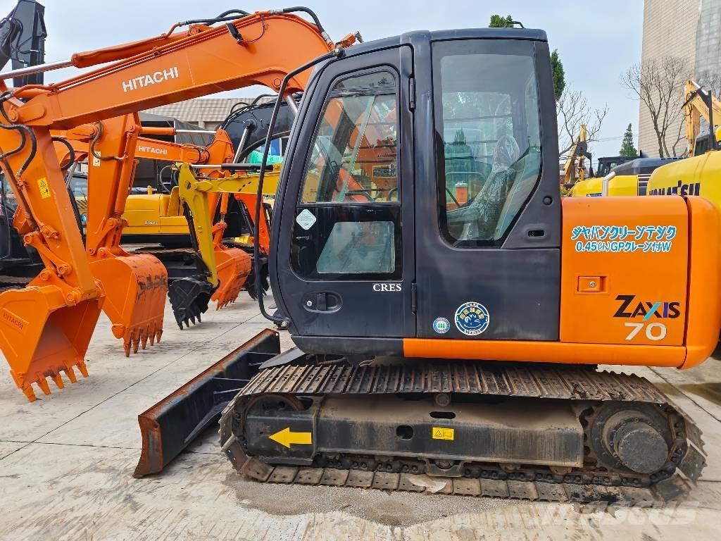 Hitachi ZX 70 Vidutinės galios ekskavatoriai 7-12 t