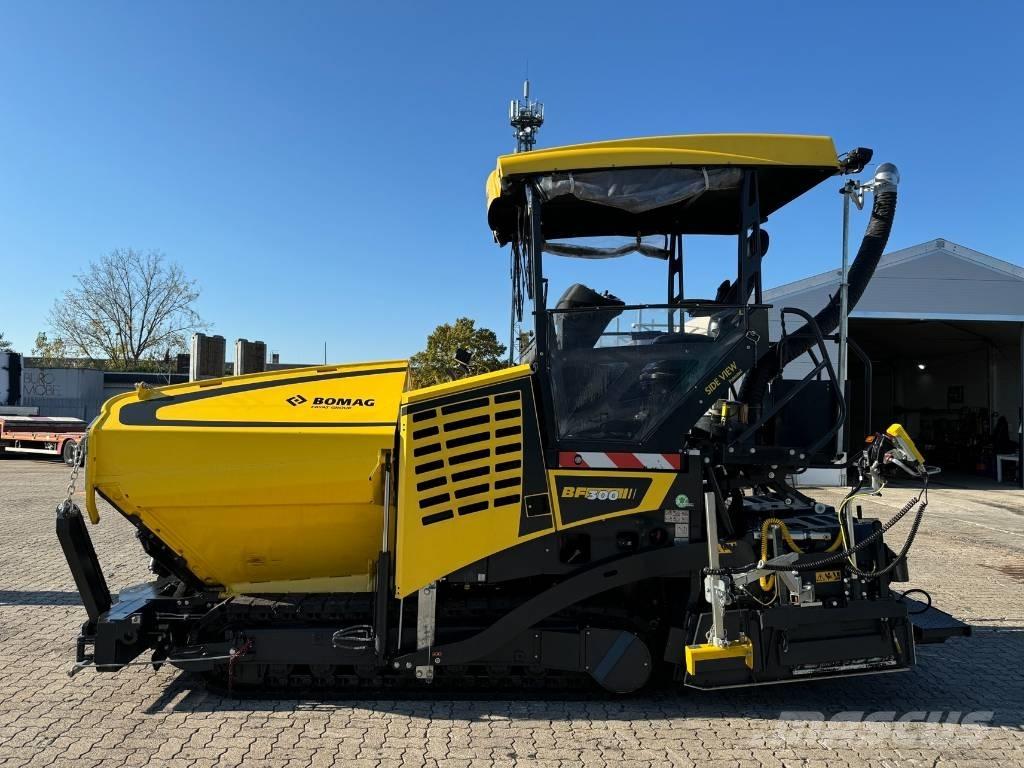 Bomag BF 300 C-2 Asfalto klotuvai