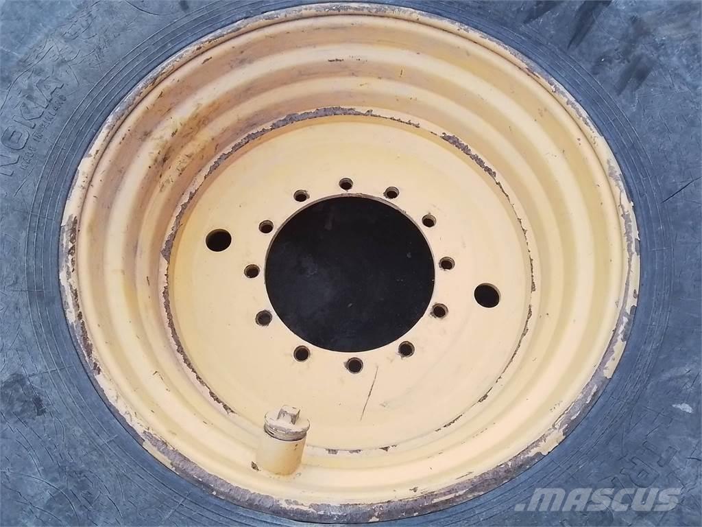 Rottne H20 20x34 Padangos, ratai ir ratlankiai