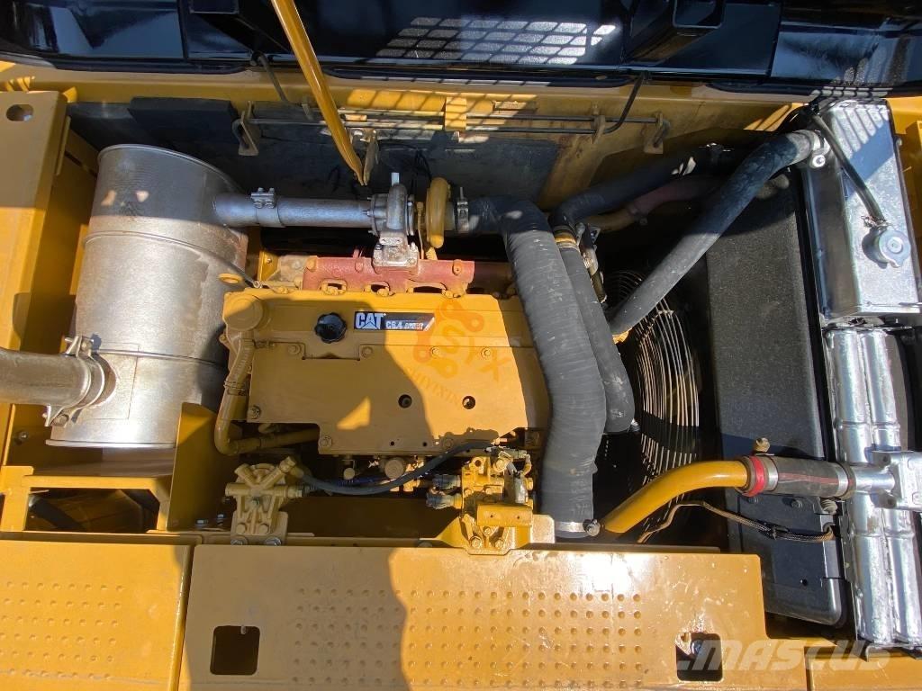 CAT CAT320 D2 Vikšriniai ekskavatoriai