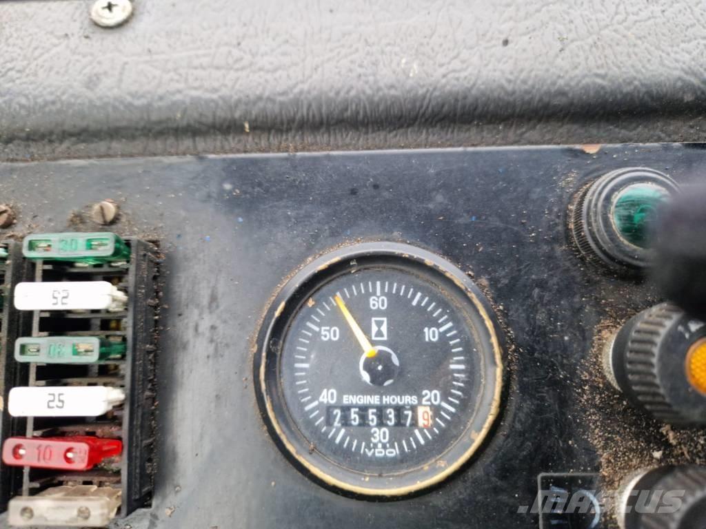 Vimek 606D Naudoti miškovežiai (Forvarderiai)