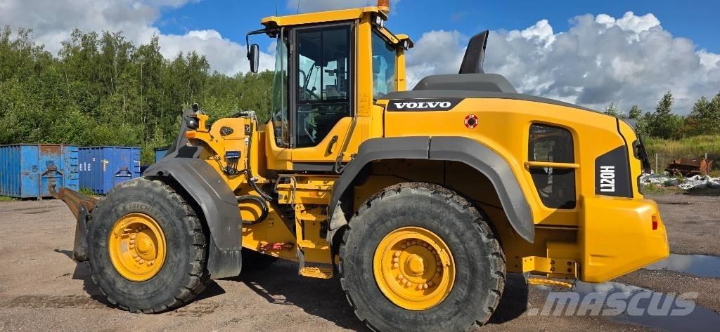 Volvo L 120 H Naudoti ratiniai krautuvai