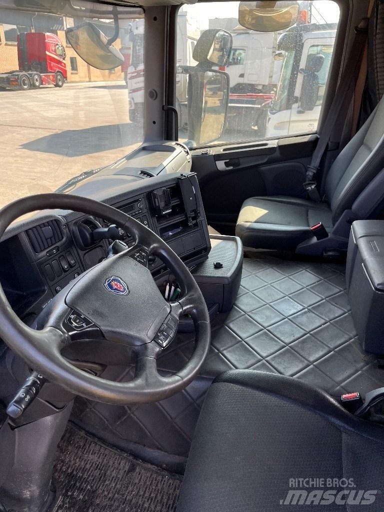 Scania CG16 Kabinos ir salonai