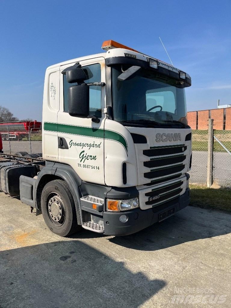 Scania CG16 Kabinos ir salonai
