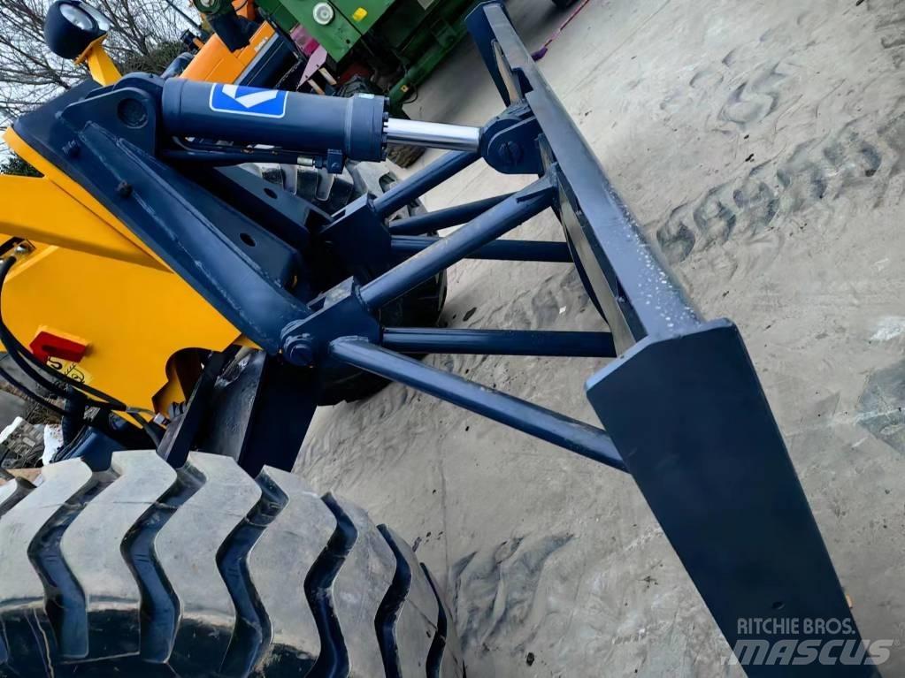 XCMG GR 2153 Greideriai