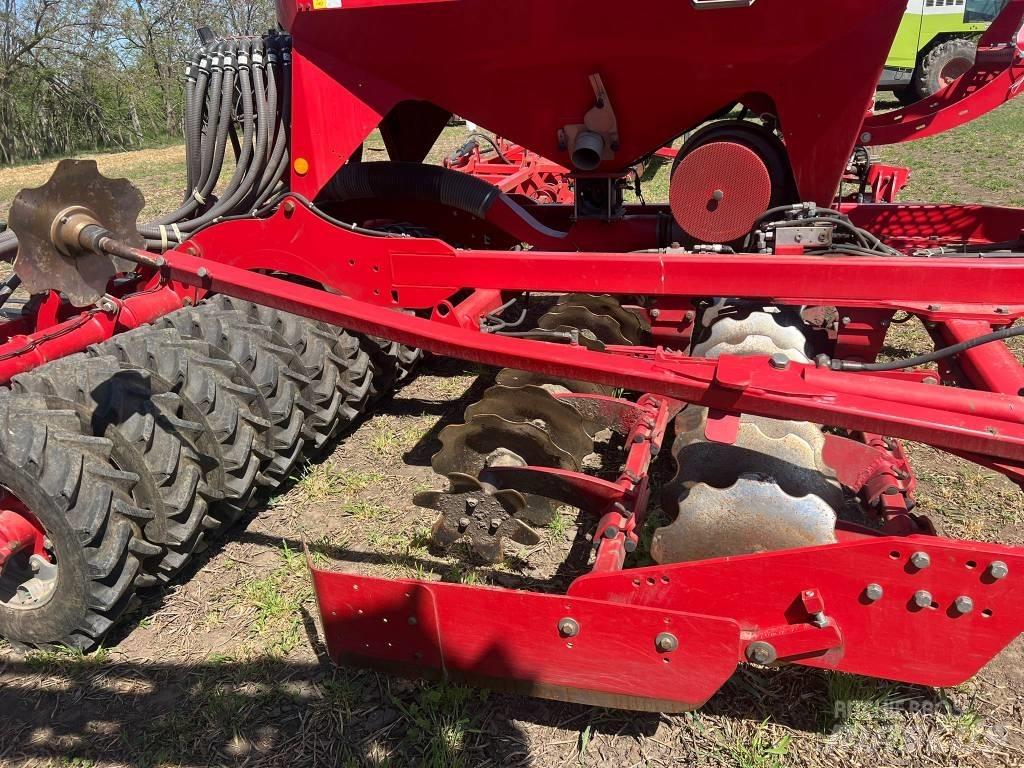 Horsch Pronto 4 DC Sėjamieji kombainai