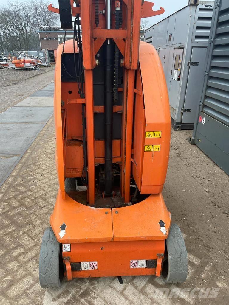 JLG Toucan 10 E Vertikalūs stiebiniai keltuvai