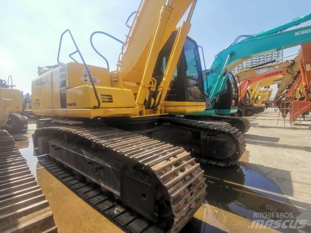 Komatsu PC 200-6 Vikšriniai ekskavatoriai