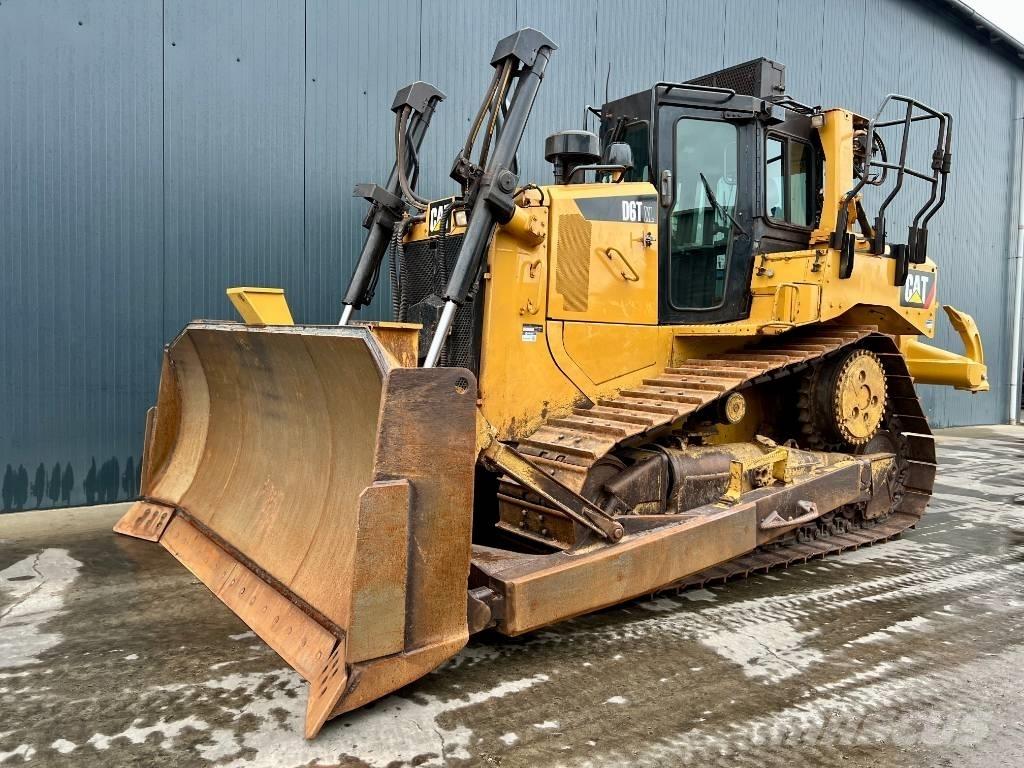 CAT D6T XL Vikšriniai buldozeriai