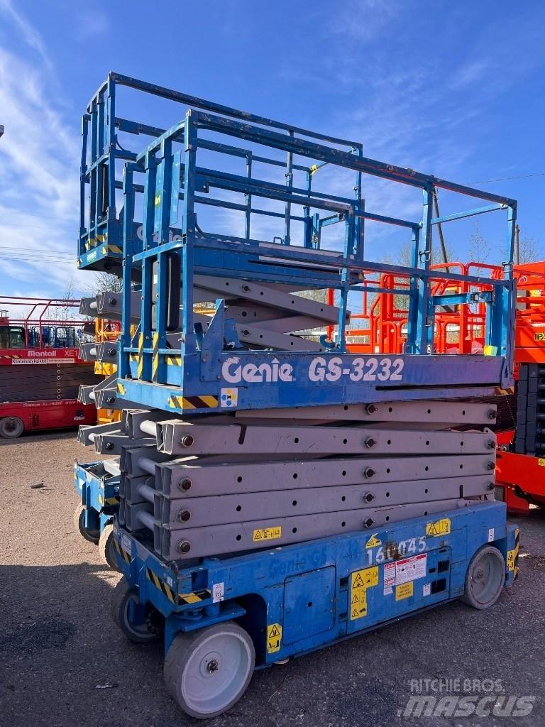 Genie GS 3232 Žirkliniai keltuvai