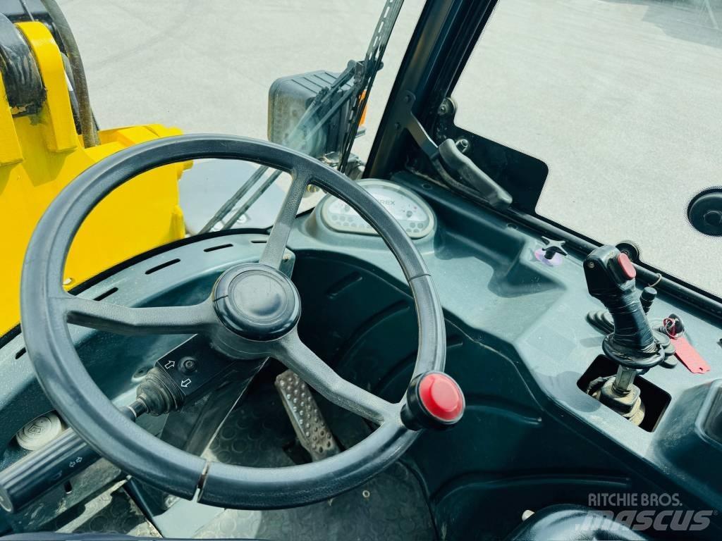 Terex 800L Naudoti ratiniai krautuvai