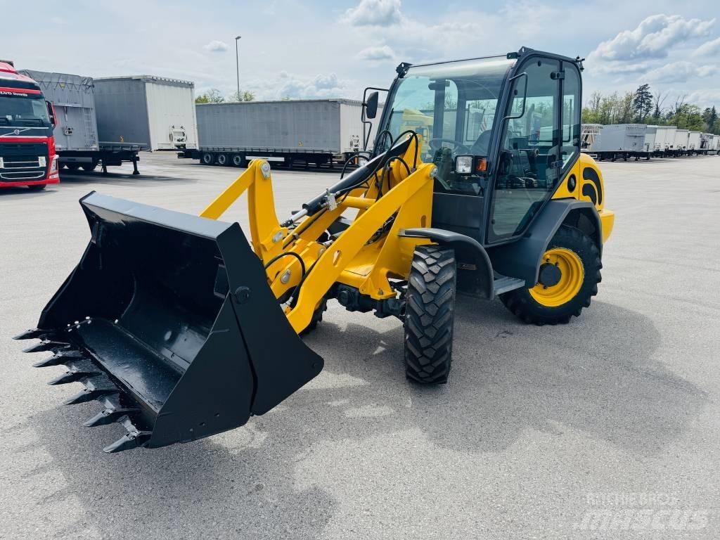 Terex 800L Naudoti ratiniai krautuvai
